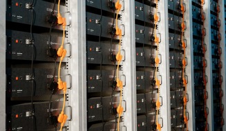 Connectika Gmbh: Connectika bündelt Expertise zusammen mit ihren Partnern für eine anschlussfertige Power Unit für gewerbliche und industrielle Speicherprojekte