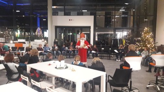 Feuerwehr der Stadt Arnsberg: FW-AR: Basislöschzug 6 feiert im Campus mit dem Nikolaus: Erste gemeinsame Feier der Kameraden aus Bruchhausen und Niedereimer