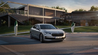 Skoda Auto Deutschland GmbH: Škoda Superb iV: Limousine mit Plug-in-Hybridantrieb ab 50.950 Euro bestellbar