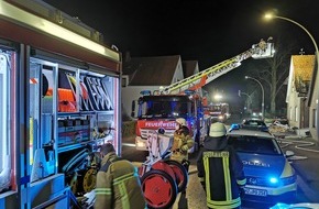 Freiwillige Feuerwehr Osterholz-Scharmbeck: FW Osterholz-Scharm.: Feuerwehr verhindert Dachstuhlbrand