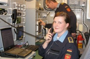 Presse- und Informationszentrum Marine: Deutsche Marine - Pressemeldung (Feature): Hightech-Korvette - Ein Einblick in die moderne Arbeitswelt zweier Marinesoldaten aus Sachsen und Ostfriesland