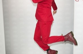Mukoviszidose e.V.: Massimo Sinató wird "Promi Shopping Queen" / Let´s Dance-Star spendet an den Mukoviszidose e.V. (FOTO)