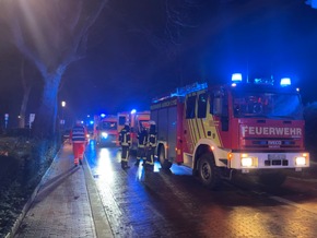 FW-AUR: Menschenrettung infolge selbstgel&ouml;schten Feuers