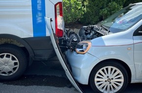 Kreispolizeibeh&ouml;rde Oberbergischer Kreis: POL-GM: Unfall in Strombach - Autofahrer alkoholisiert