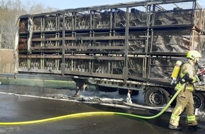 Polizeiinspektion Verden / Osterholz: POL-VER: A27: Feuer zerstört Sattelauflieger ++ Autobahnpolizei Langwedel geht von technischem Defekt aus ++ Verkehrsbehinderungen bis in die Nachmittagsstunden
