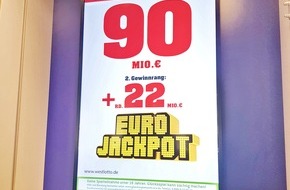 Eurojackpot: Keine Entscheidung am 9. November

Mega-Jackpot von 90 Millionen Euro geht in die Verlängerung
Drei deutsche Millionäre bei der heutigen Ziehung
