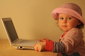 Asklepios Kliniken GmbH & Co. KGaA: Leistungsdruck bei Kindern. Spiel- und Internetsucht - März ist Themenmonat Psychosomatik bei Asklepios / 1,2 Millionen Deutsche leiden an Internet- oder Spielsucht (mit Bild)
