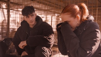 ProSieben: Rum&auml;nien schlie&szlig;t Tiert&ouml;tungsstationen in Folge von Dreharbeiten zur ProSieben- und Joyn-Doku "Die Hunde-Mafia" mit Creator Nathan Goldblat