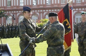 Territoriales Führungskommando der Bundeswehr: Feierlicher Appell: Kommandoübergabe des Landeskommandos Hessen an Brigadegeneral Bernd Stöckmann