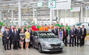 Skoda Auto Deutschland GmbH: Jubiläum: 100.000ster SKODA Superb der dritten Generation produziert (FOTO)