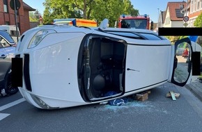 Polizeiinspektion Wilhelmshaven/Friesland: POL-WHV: Verkehrsunfall in Wilhelmshaven - 60-jähriger Fahrzeugführer leicht verletzt