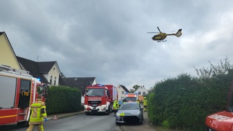 Polizeiinspektion Cuxhaven: POL-CUX: Schwerer Verkehrsunfall in Cuxhaven-Groden - eine Person lebensgefährlich verletzt - Rettungshubschrauber im Einsatz