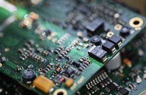 Universität Bremen: DFG fördert Projekt: Wie rechnet ein Computer?
