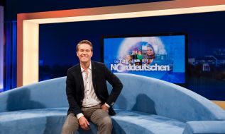 NDR Norddeutscher Rundfunk: Hinnerk Baumgarten führt durch den Tag der Norddeutschen (BILD)