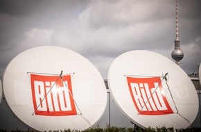 BILD: "Wir zeigen, was wirklich ist.": Neuer TV-Sender BILD ist gestartet / Sportlicher Beginn des Live-Programms mit LAGE DER LIGA / Heute ab 19.30 Uhr BILD Kanzlernacht mit Armin Laschet und Olaf Scholz