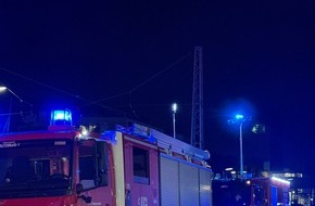Feuerwehr Iserlohn: FW-MK: Unbekannter Stoff löst ABC Einsatz aus