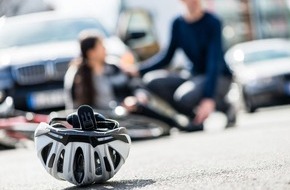 Polizei Steinfurt: POL-ST: Kreis Steinfurt, zahlreiche Unfälle mit Fahrrädern, Pedelecs und E-Bikes, teils mit Schwerverletzten, Polizei-Tipp: Helm verhindert Schlimmeres!