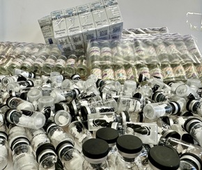 ZOLL-E: ZeOS NRW und Zollfahndung Essen: Dopinghändler festgenommen - über eine halbe Million Einheiten Doping- und Arzneimittel und über 400.000 Euro Bar- und Kryptogeld sichergestellt -