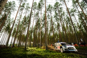 Rang drei in Finnland mit dem Puma Hybrid Rally1: M-Sport Ford freut sich über den vierten Podesterfolg des Jahres