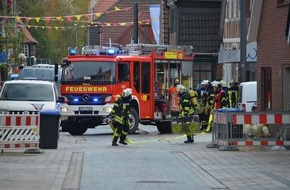 Polizeiinspektion Stade: POL-STD: Bei Bauarbeiten mit Bagger Gasleitung in Horneburg abgerissen - Leck schnell geschlossen - Keine Gefahr für die umliegenden Häuser