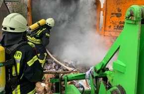 Freiwillige Feuerwehr der Stadt Goch: FF Goch: Feuer in Papierpresse (Mit Bildmaterial)