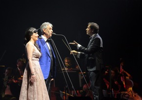 Weltstar Andrea Bocelli begeisterte tausende Fans in der Lanxess Arena Köln