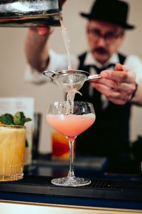 Cocktailabend: Das gehört in deine Hausbar