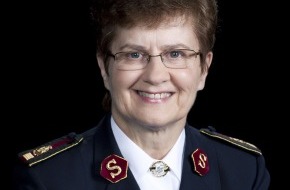 Heilsarmee / Armée du Salut: Die Heilsarmee erwartet ihre internationale Leiterin: Generalin Linda Bond besucht die Schweiz (BILD)