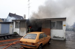 Feuerwehr Mülheim an der Ruhr: FW-MH: Werkstatt- und Zimmerbrand beschäftigte die Feuerwehr #fwmh