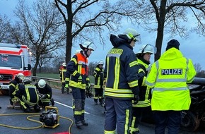 Kreisfeuerwehr Rotenburg (Wümme): FW-ROW: Verkehrsunfall mit eingeschlossener Person