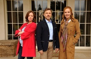 ZDF: "Anne und der König von Dresden" /  Katja Flint und Richy Müller stehen für "Herzkino"-Komödie vor der Kamera (FOTO)