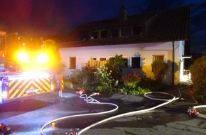 Kreisfeuerwehrverband Calw e.V.: KFV-CW: Kellerbrand macht Einfamilienhaus in Nagold-Iselshausen vorerst unbewohnbar / Photovoltaikanlage und Waffenschrank sind Herausforderungen