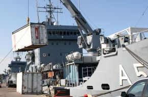 Deutsche Marine: Pressemeldung/ Pressetermin: R(h)ein in den UNIFIL-Einsatz - Versorgungsschiff verlässt Kiel Richtung Libanon