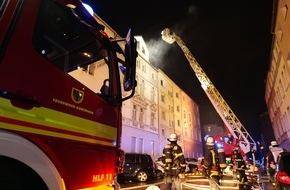 Feuerwehr Dortmund: FW-DO: Dachstuhlbrand in der Innenstadt