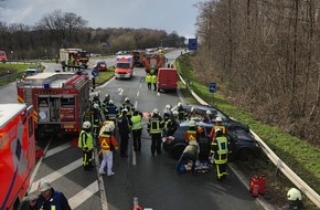 Feuerwehr Sprockhövel: FW-EN: Schwerer Verkehrsunfall auf dem Zubringer zur A46