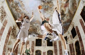 Universität Mannheim: Sport im Schloss: Universität Mannheim gewinnt PR-Bild Award 2012 (BILD)