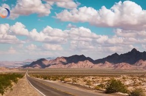 China Today Documents the Maintenance of the Green Corridor in the Taklamakan Desert