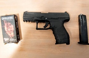 Bundespolizeiinspektion Kiel: BPOL-KI: Hbf. Kiel: Mann leistet Widerstand und f&uuml;hrt Waffe mit