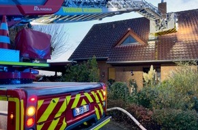 Kreisfeuerwehr Oldenburg: FW-OLL: Feuer in Wohngebäude - Gasheizung in Brand geraten