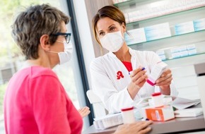 Apothekerkammer Nordrhein: Patienten sollten pharmazeutische Dienstleistungen der Apotheken nutzen, um Arzneimittel richtig und sicher anzuwenden / Apotheker in Nordrhein informieren und unterstützen Aktion "Sichere Medikation"