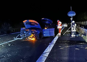 POL-STD: Zwei Verletzte bei Unfall auf der Autobahn 26 - Vollsperrung der Richtungsfahrbahn Hamburg bis in die Nacht