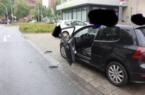 Polizeipräsidium Hamm: POL-HAM: Grauer Sattelschlepper nach Unfallflucht gesucht