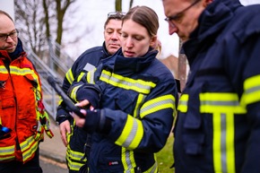 Balver Unternehmen macht Feuerwehren fit für Einsätze mit Elektrofahrzeugen