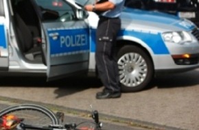Polizei Rhein-Erft-Kreis: POL-REK: Fahrradfahrer beim Ausweichen gestürzt - Kerpen