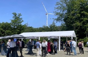 Koehler Group: Volle Windkraft voraus: Erfolgreiches Fest im Windpark Wetzlar-Blasbach