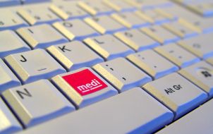 medi GmbH & Co. KG: Daumen hoch für medi / Jetzt auf Facebook (mit Bild)