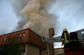 Polizeiinspektion Northeim: POL-NOM: Brand im Krankenhaus Northeim - Patienten evakuiert Nachtragsmeldung mit Bildanhang