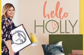 Deutsche Medien-Manufaktur (DMM) , HOLLY: Das HOLLY-Magazin startet den englischen Podcast "HELLO HOLLY" / Holly Becker im Gespräch mit Autoren, Bloggern, Designern und weiteren spannenden Persönlichkeiten