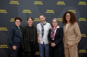 Constantin Film: Petra Volpes neues Drama FRANK & LOUIS ber&uuml;hrt das Hamburger FilmFest-Publikum