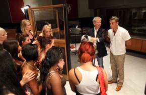 ProSieben: Robbie Williams: "Für mich sind Sarah und Esra in der POPSTARS-Band" (mit Bild)